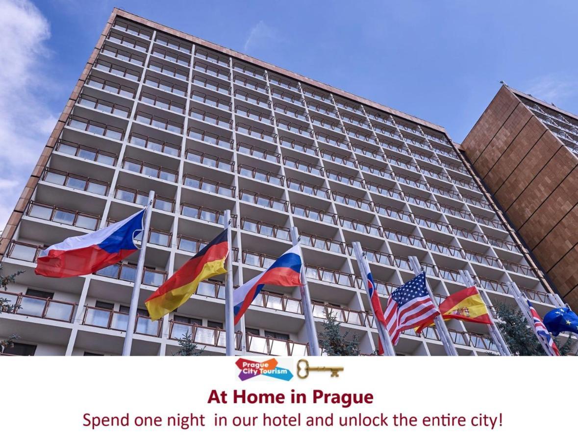 Hotel Krystal Прага Экстерьер фото