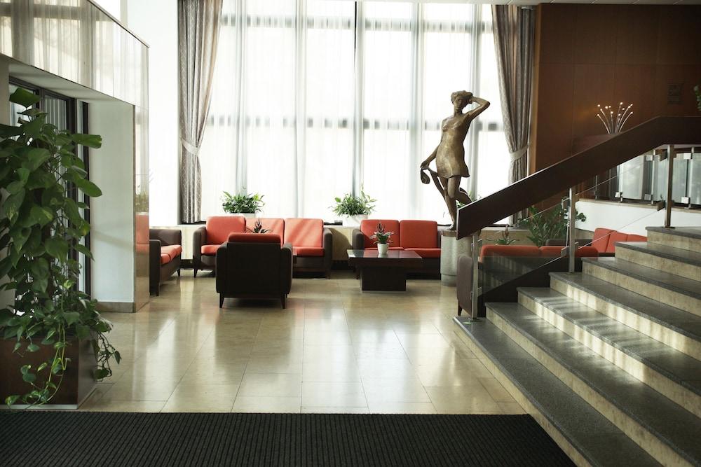 Hotel Krystal Прага Экстерьер фото