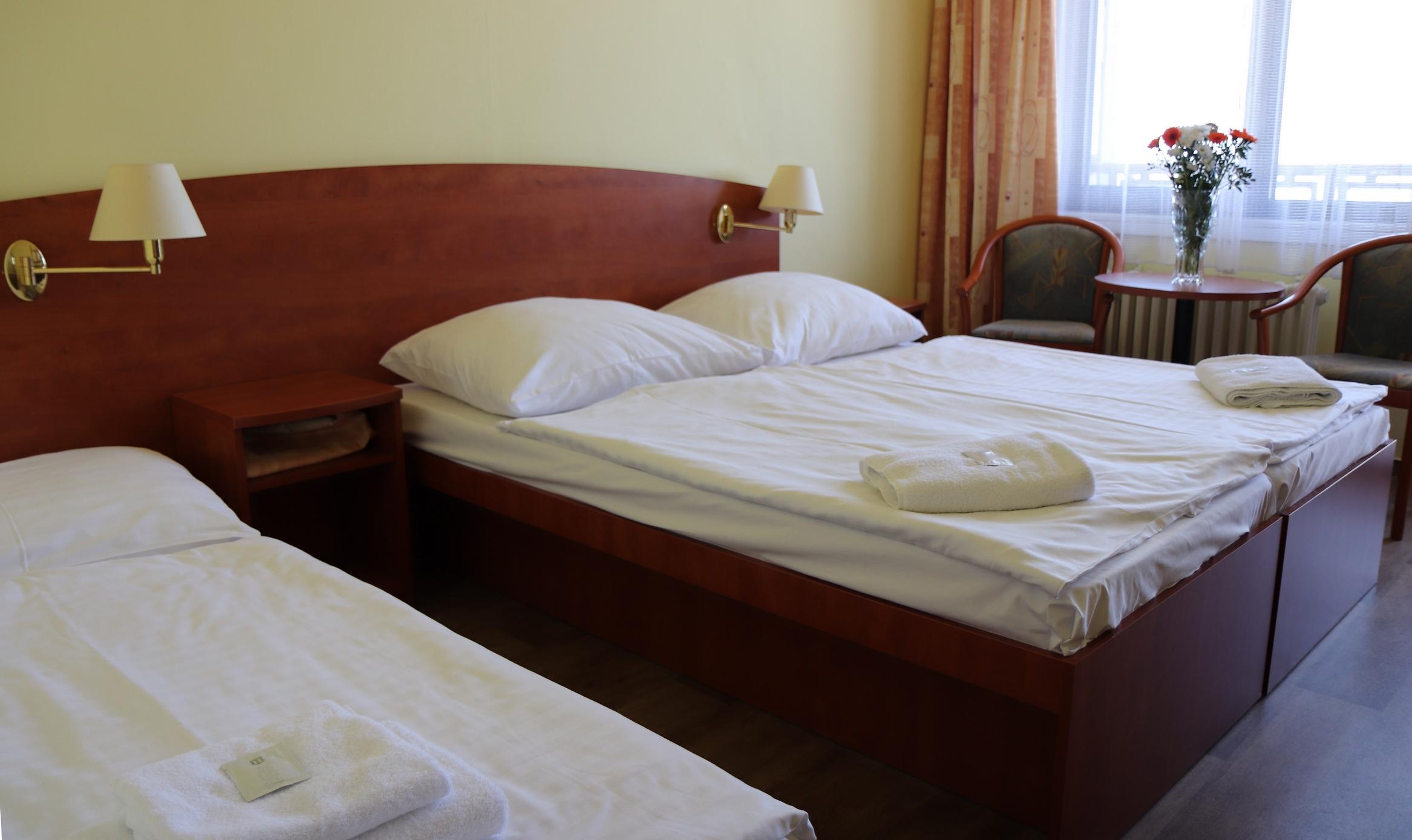 Hotel Krystal Прага Экстерьер фото